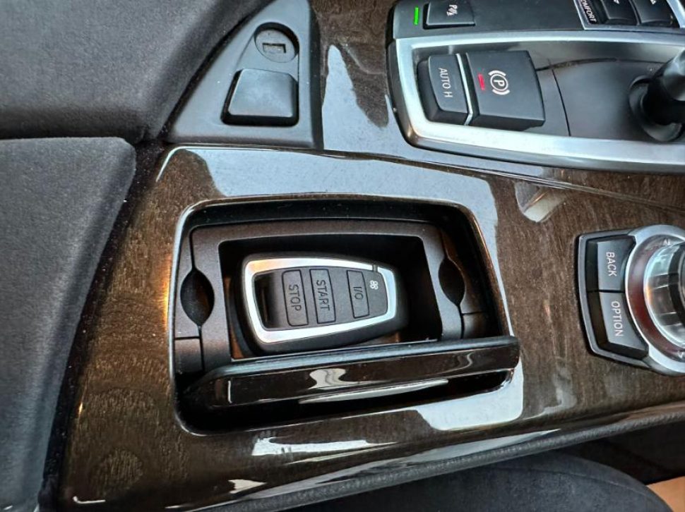 BMW ActiveHybrid 5 (52).jfif